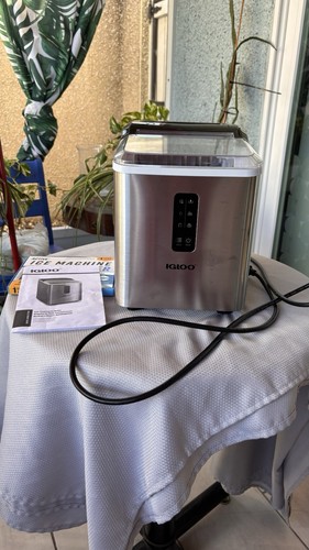 Igloo automatic self cleaning - automatic,